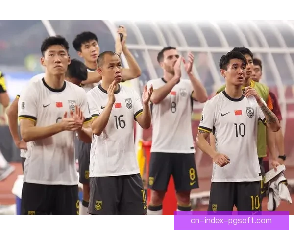 中国男足世预赛客场1-3不敌澳大利亚止步小组赛出线希望渺茫